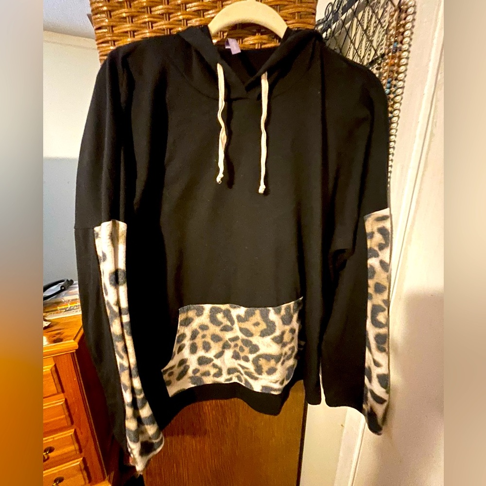 Hoodie top, Lily Pad, XL, blk & leopard